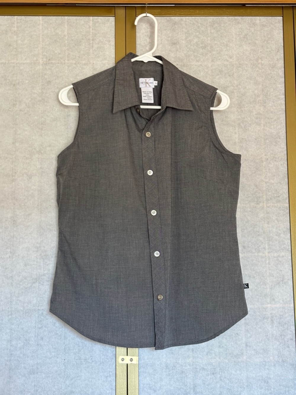Calvin Klein Cotton Sleeveless Button-Down Shirt - Charcoal, Women’s L